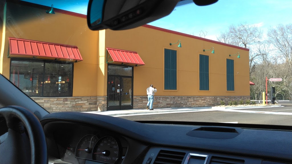 Popeyes Louisiana Kitchen | restaurant | 2931 Clay St, Vicksburg, MS 39183, USA | 6017380224 OR +1 601-738-0224