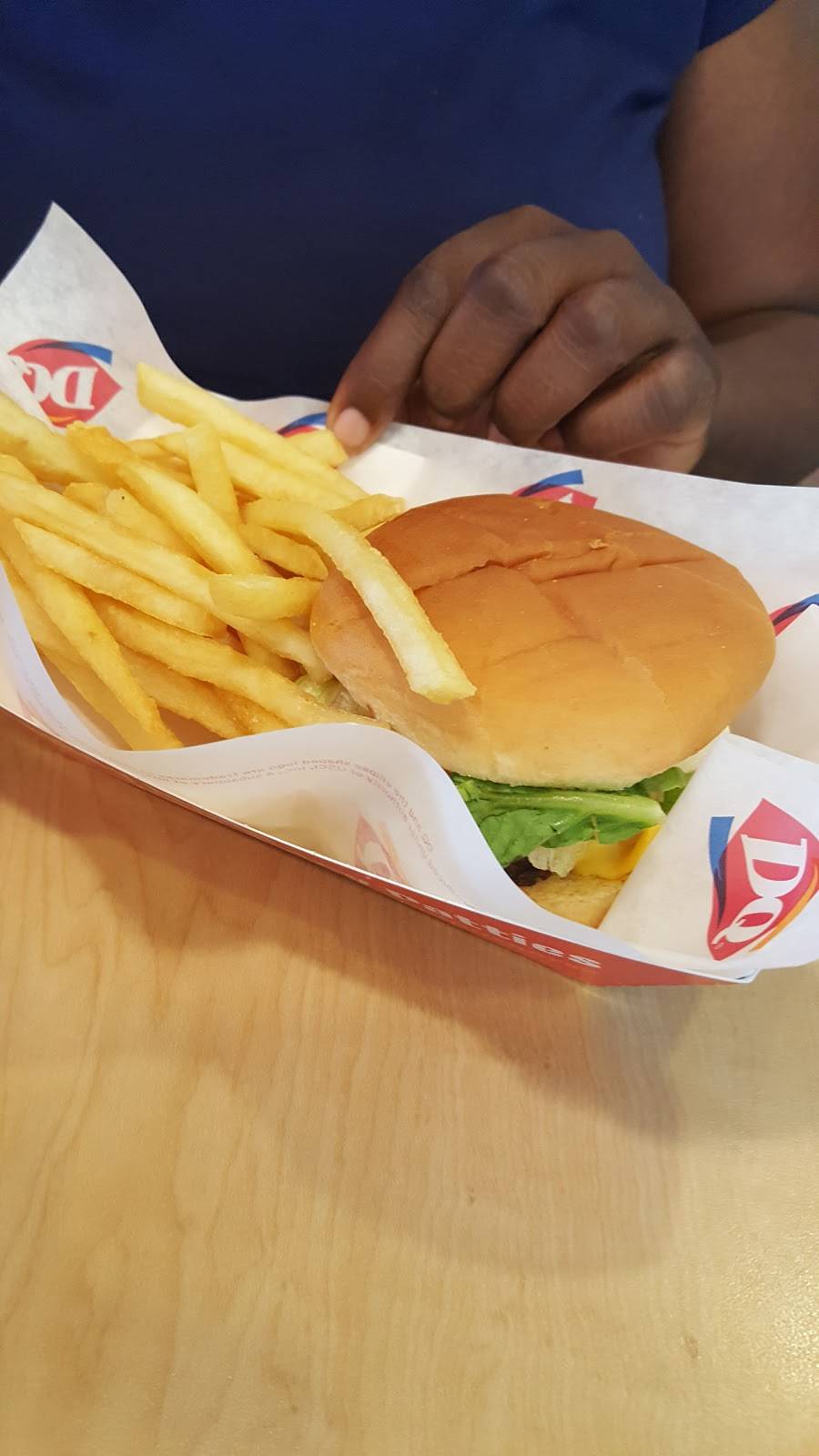 Dairy Queen Grill & Chill | restaurant | 5366 Sunrise Hwy, Massapequa, NY 11758, USA | 5163084683 OR +1 516-308-4683