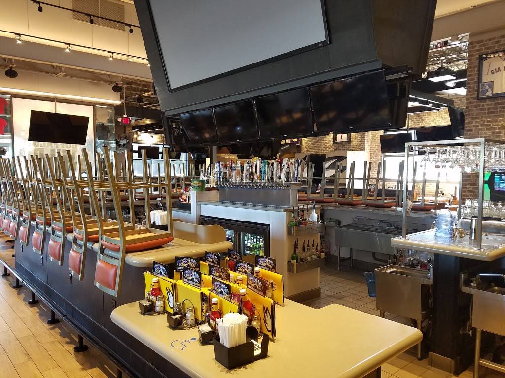 Buffalo Wild Wings | restaurant | 43821 Pacific Commons Blvd, Fremont, CA 94538, USA | 5106561634 OR +1 510-656-1634