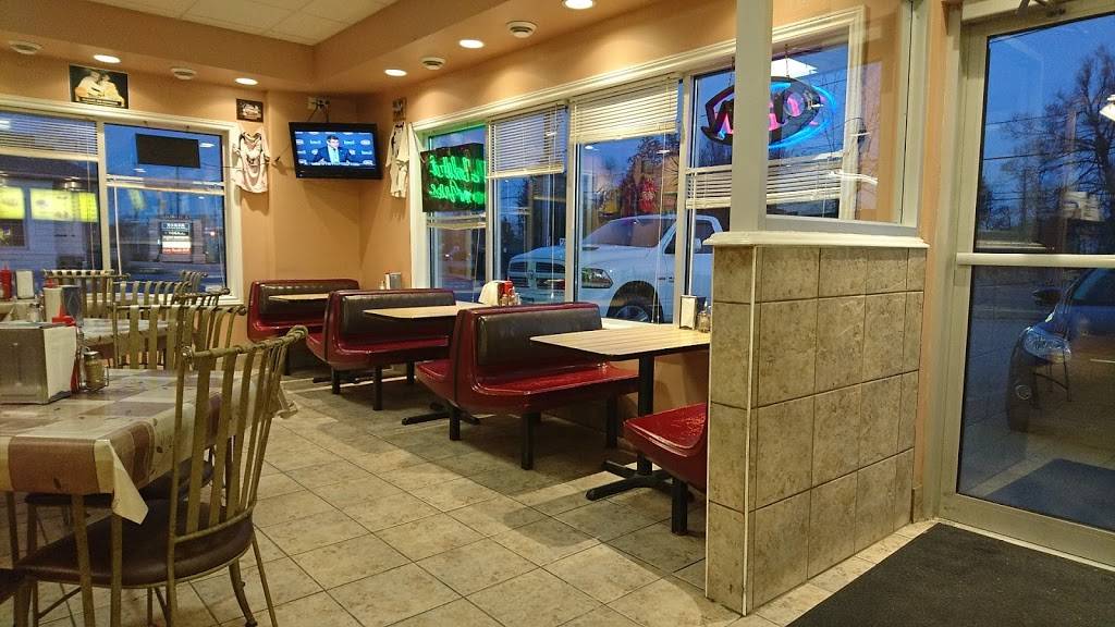 JJs Steak & Burgers | restaurant | 8 Elgin St E, Cobourg, ON K9A 0C5, Canada | 9053726747 OR +1 905-372-6747