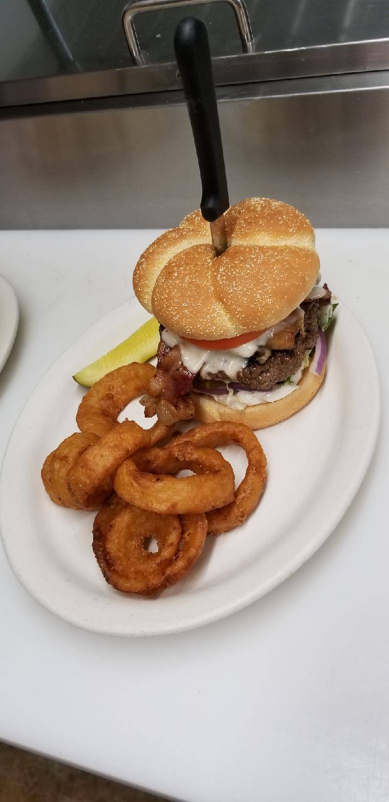 Coody Browns | restaurant | 1510 E 700 S, Wolcottville, IN 46795, USA | 2608542425 OR +1 260-854-2425