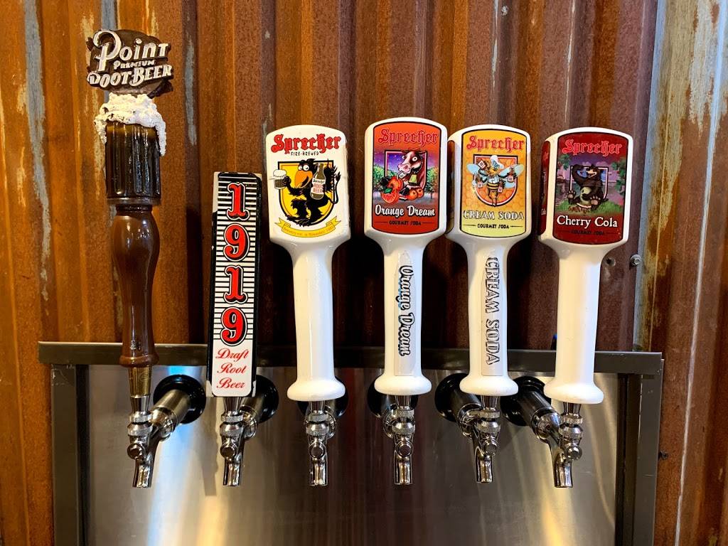 Chuckwagon Cowboy Burgers | restaurant | 28018 US-14, Richland Center, WI 53581, USA | 6086492691 OR +1 608-649-2691