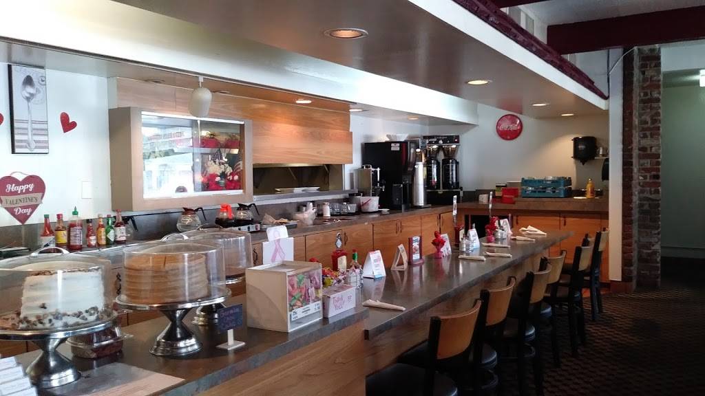 chicken & waffles house | restaurant | 3129 Arden Way, Sacramento, CA 95825, USA | 9164888901 OR +1 916-488-8901