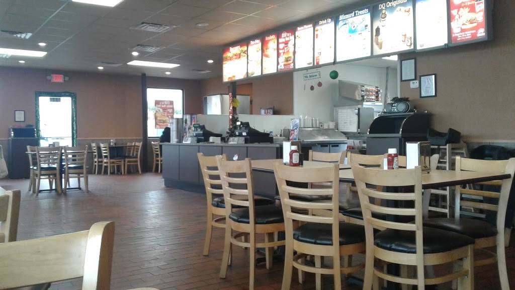 Dairy Queen Store | restaurant | 9222 S Zarzamora St, San Antonio, TX 78224, USA | 2109272695 OR +1 210-927-2695