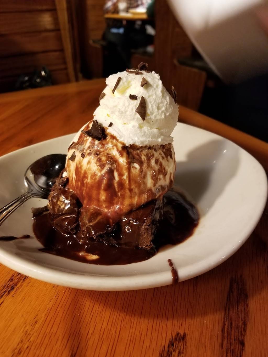 Outback Steakhouse | restaurant | 2102 Texas Avenue South, College Station, TX 77840, USA | 9797644329 OR +1 979-764-4329
