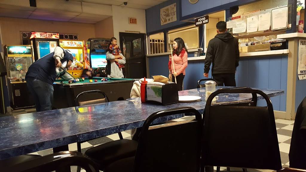 Pizza Pirate | restaurant | 520 J St, Parlier, CA 93648, USA | 5596462717 OR +1 559-646-2717