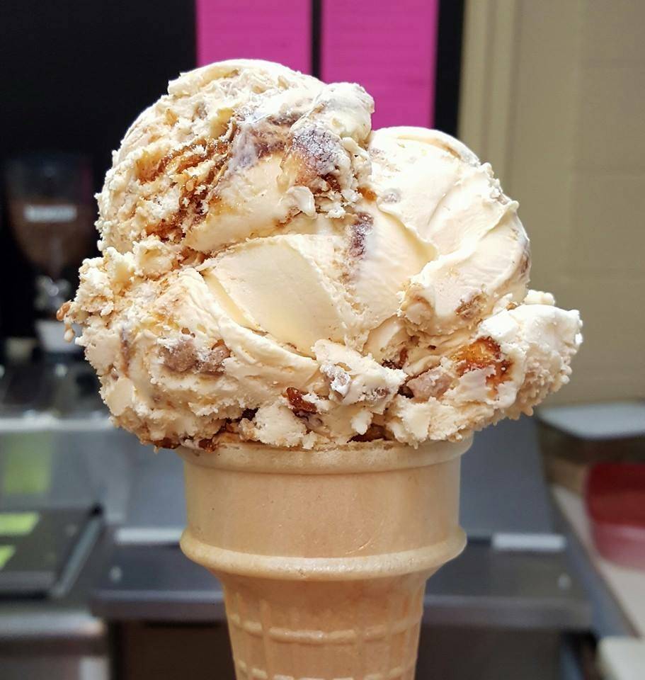 Twist Ice Cream | restaurant | 7499 Linden Rd, Swartz Creek, MI 48473, USA | 8102582340 OR +1 810-258-2340