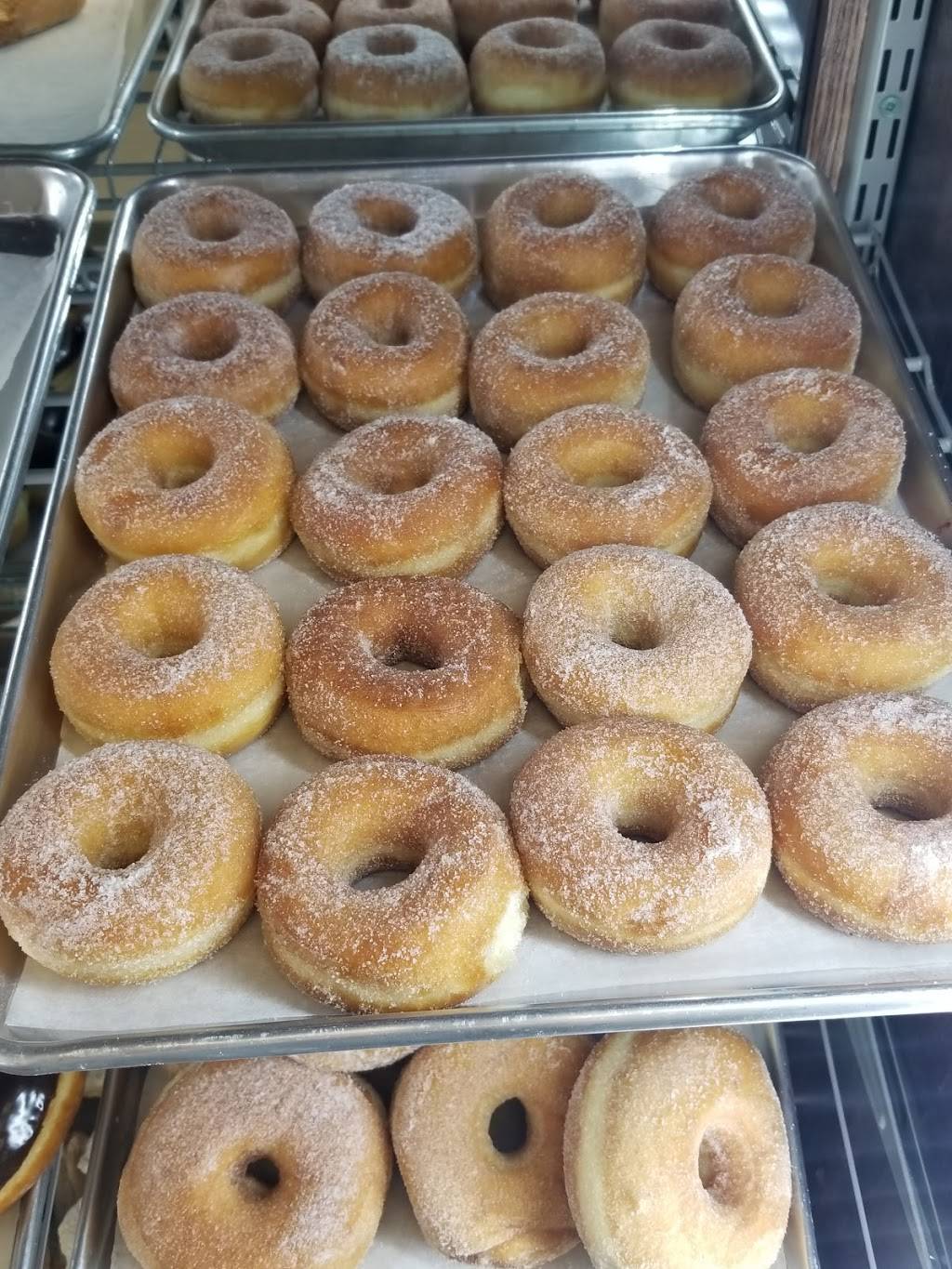 Monarca Panaderia y Pasteleria | bakery | 4407 N Kimball Ave, Chicago, IL 60618, USA | 8722085428 OR +1 872-208-5428