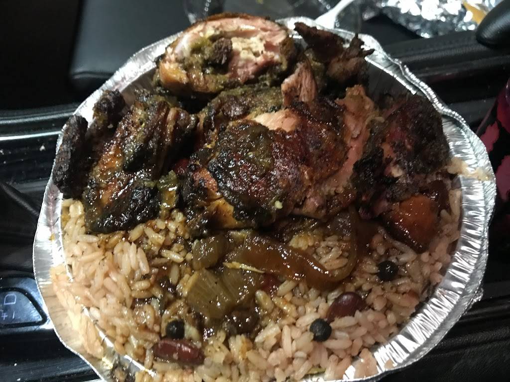Peppas jerk chicken restaurant | restaurant | 689 Utica Ave, Brooklyn, NY 11203, USA | 7186761171 OR +1 718-676-1171