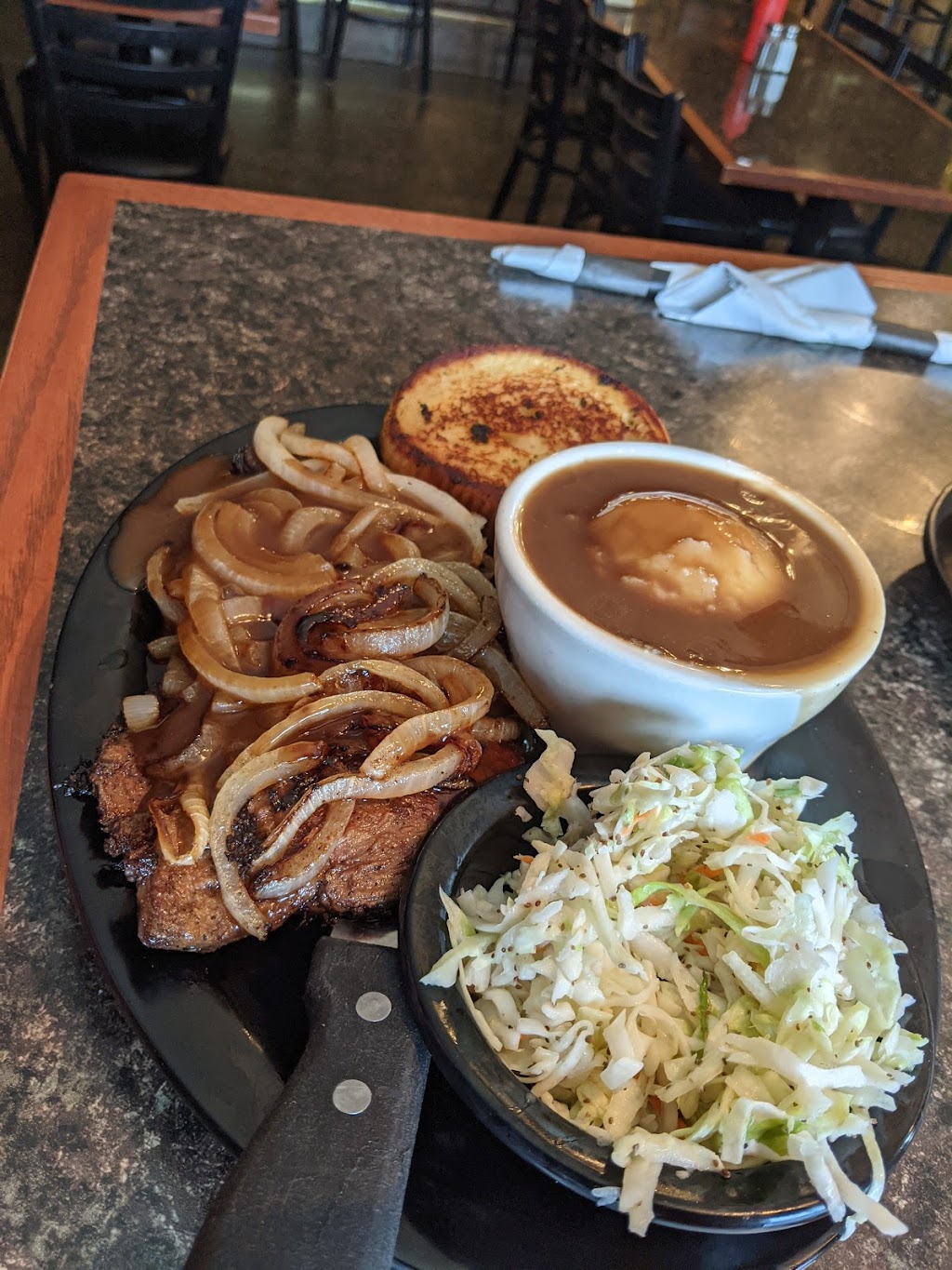 Crossroads Restaurant | restaurant | 900 Co Rd 480, Marquette, MI 49855, USA | 9062498912 OR +1 906-249-8912