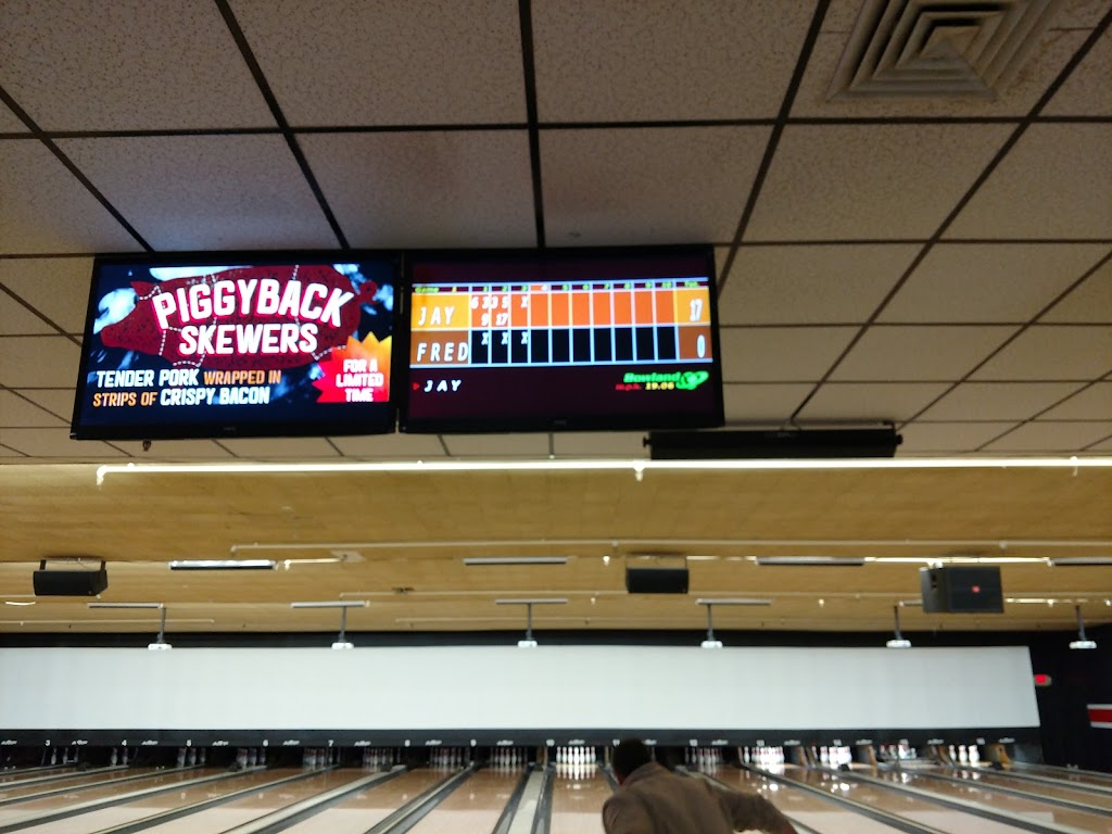 AMF Empire Lanes | restaurant | 2400 Empire Blvd, Webster, NY 14580, USA | 5856712556 OR +1 585-671-2556