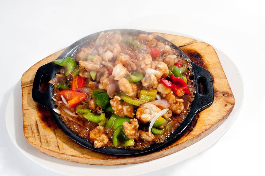 Wang Village | restaurant | 5609 8th Ave, Brooklyn, NY 11220, USA | 7186336111 OR +1 718-633-6111