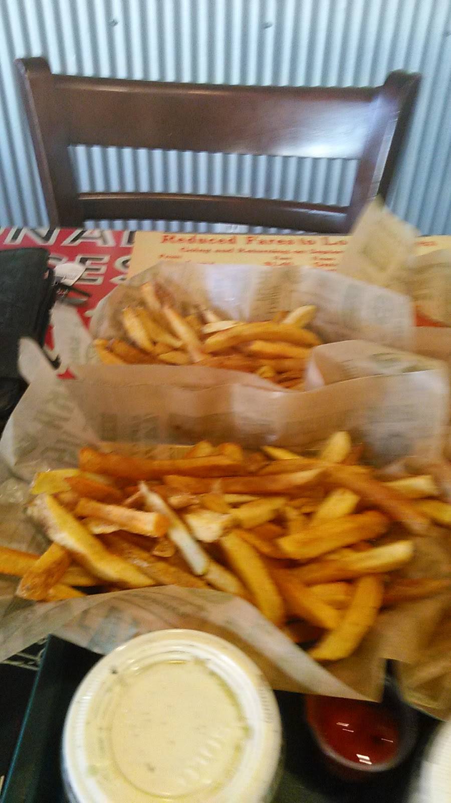 Wingstop | restaurant | 5950 Florin Rd Ste 100, Sacramento, CA 95823, USA | 9164219464 OR +1 916-421-9464