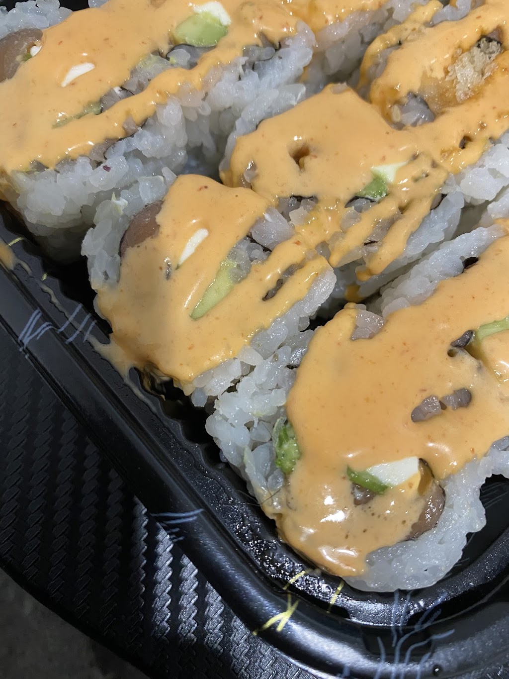 New Tokyo Sushi | restaurant | 162-16 Union Tpke, Queens, NY 11432, USA | 7185910333 OR +1 718-591-0333