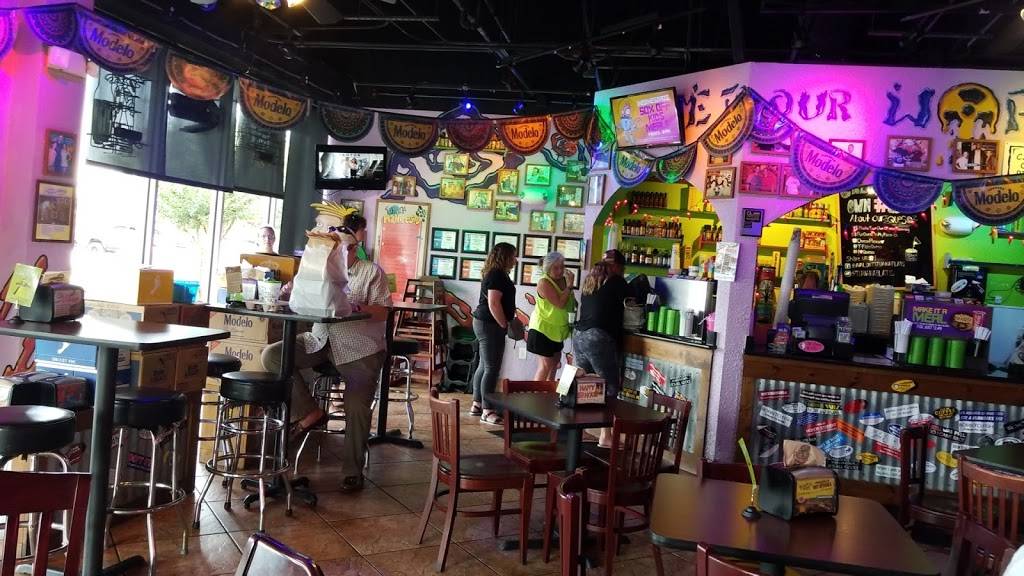 Tijuana Flats | restaurant | 1024 Avalon Park North Boulevard #108, Orlando, FL 32828, USA | 4073730372 OR +1 407-373-0372