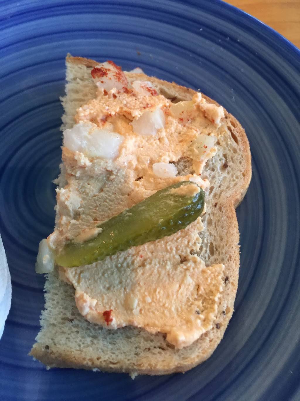 The Bavarian Haus | restaurant | 433 Alexander St, Mt Dora, FL 32757, USA | 3527358387 OR +1 352-735-8387