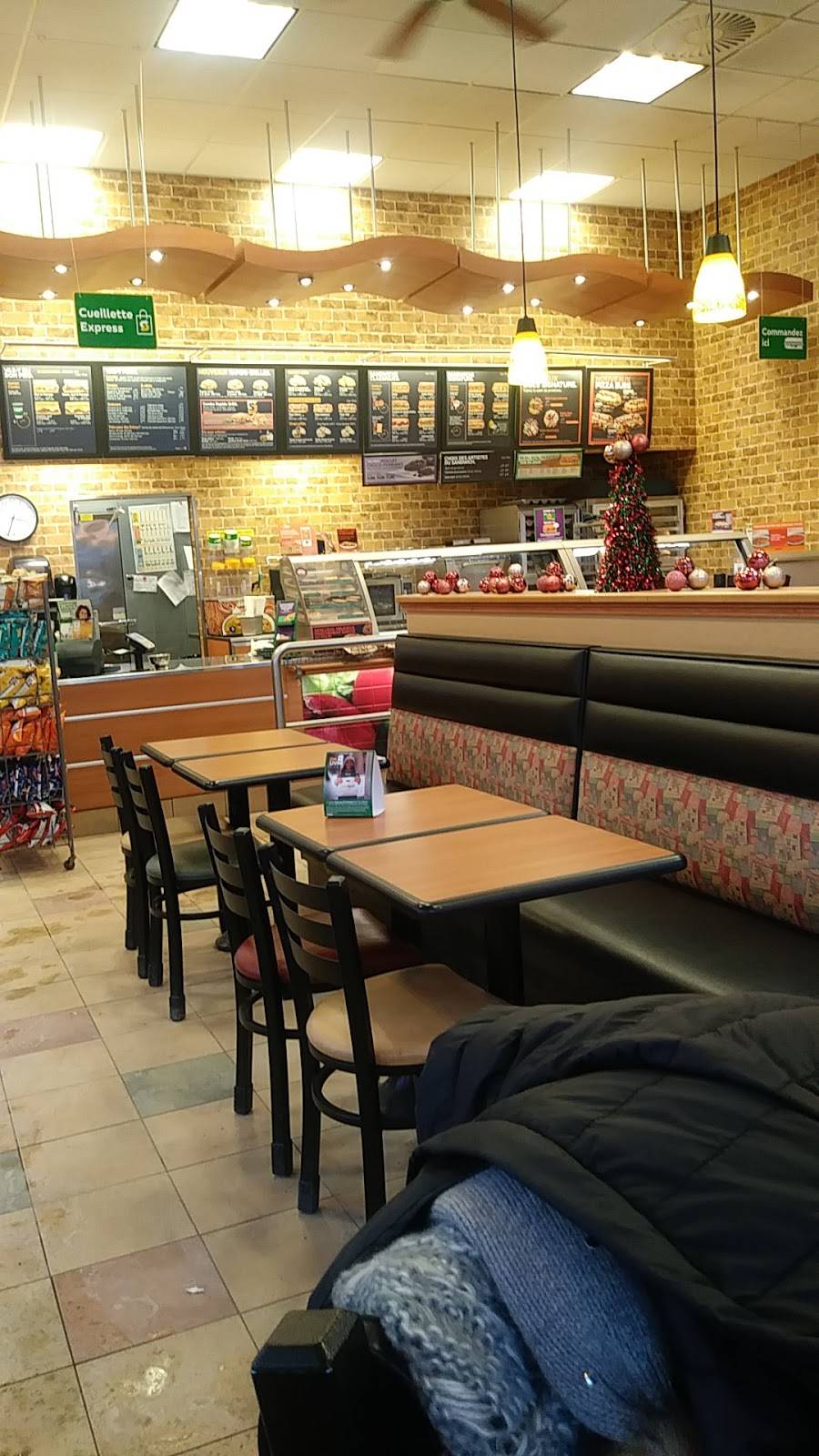 Subway | restaurant | local 100, 2289 Avenue Chauveau, Québec, QC G2C 0G7, Canada | 4188450101 OR +1 418-845-0101