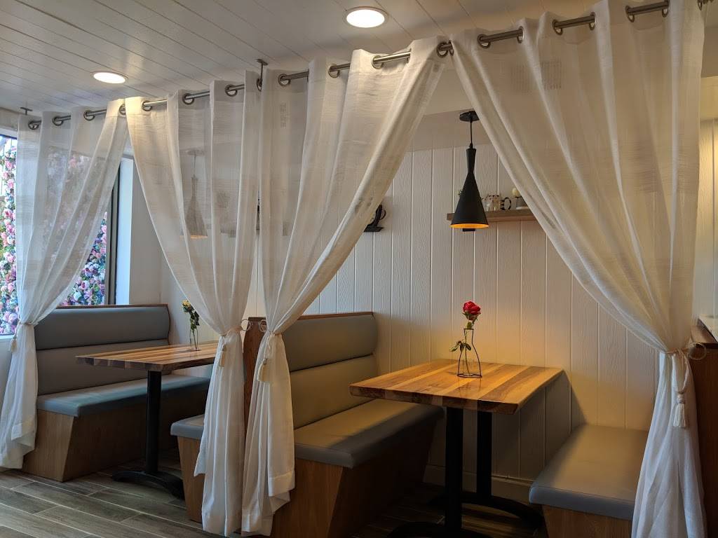 Momos cafe | restaurant | 4828 MacArthur Blvd NW, Washington, DC 20007, USA | 2023333675 OR +1 202-333-3675