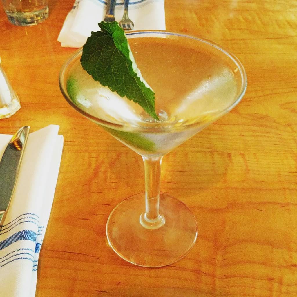 The Prairie Whale | restaurant | 178 Main St, Great Barrington, MA 01230, USA | 4135285050 OR +1 413-528-5050