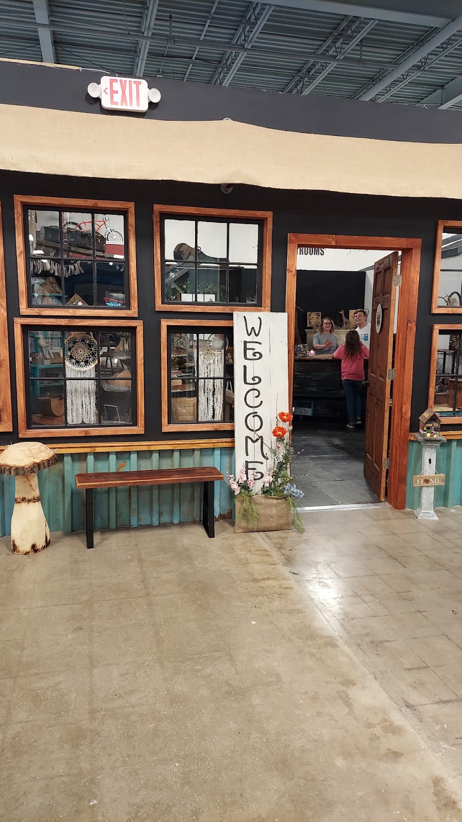 Midwest Market @ 2210 | shopping mall | 2210 Rapids Dr, Racine, WI 53404, USA | 2624561003 OR +1 262-456-1003