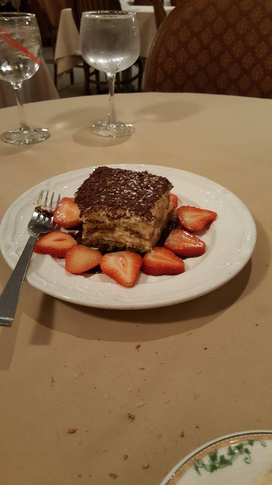 Dazies | restaurant | 39-41 Queens Blvd, Sunnyside, NY 11104, USA | 7187867013 OR +1 718-786-7013