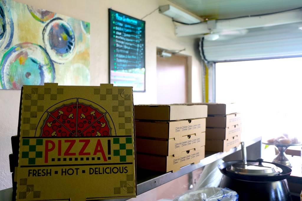 La Masrrikita Pizzeria | restaurant | 9101 W Okeechobee Rd, Hialeah Gardens, FL 33016, USA | 3058229281 OR +1 305-822-9281