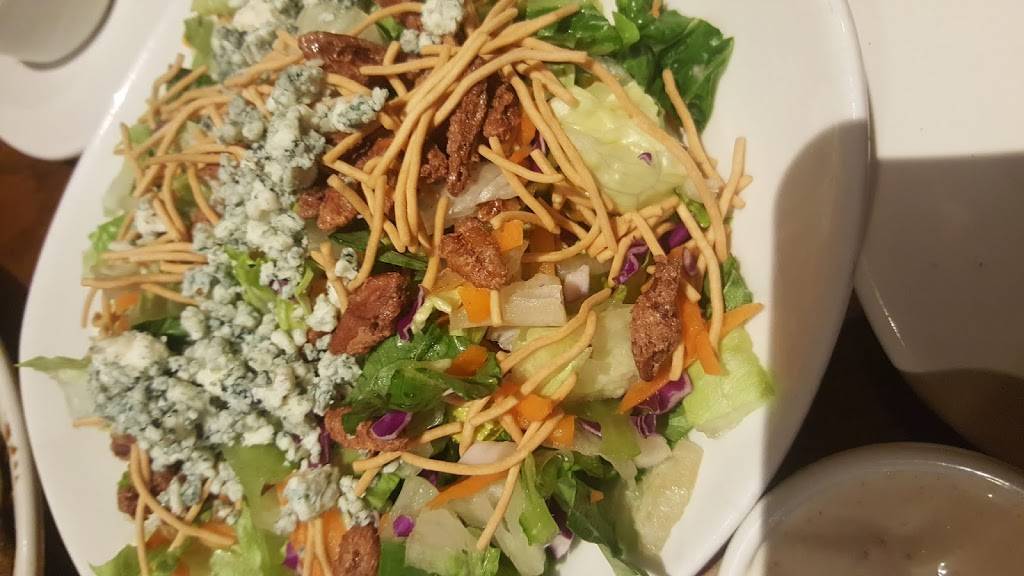 Outback Steakhouse | restaurant | 14580 Potomac Mills Rd, Woodbridge, VA 22192, USA | 7034905336 OR +1 703-490-5336