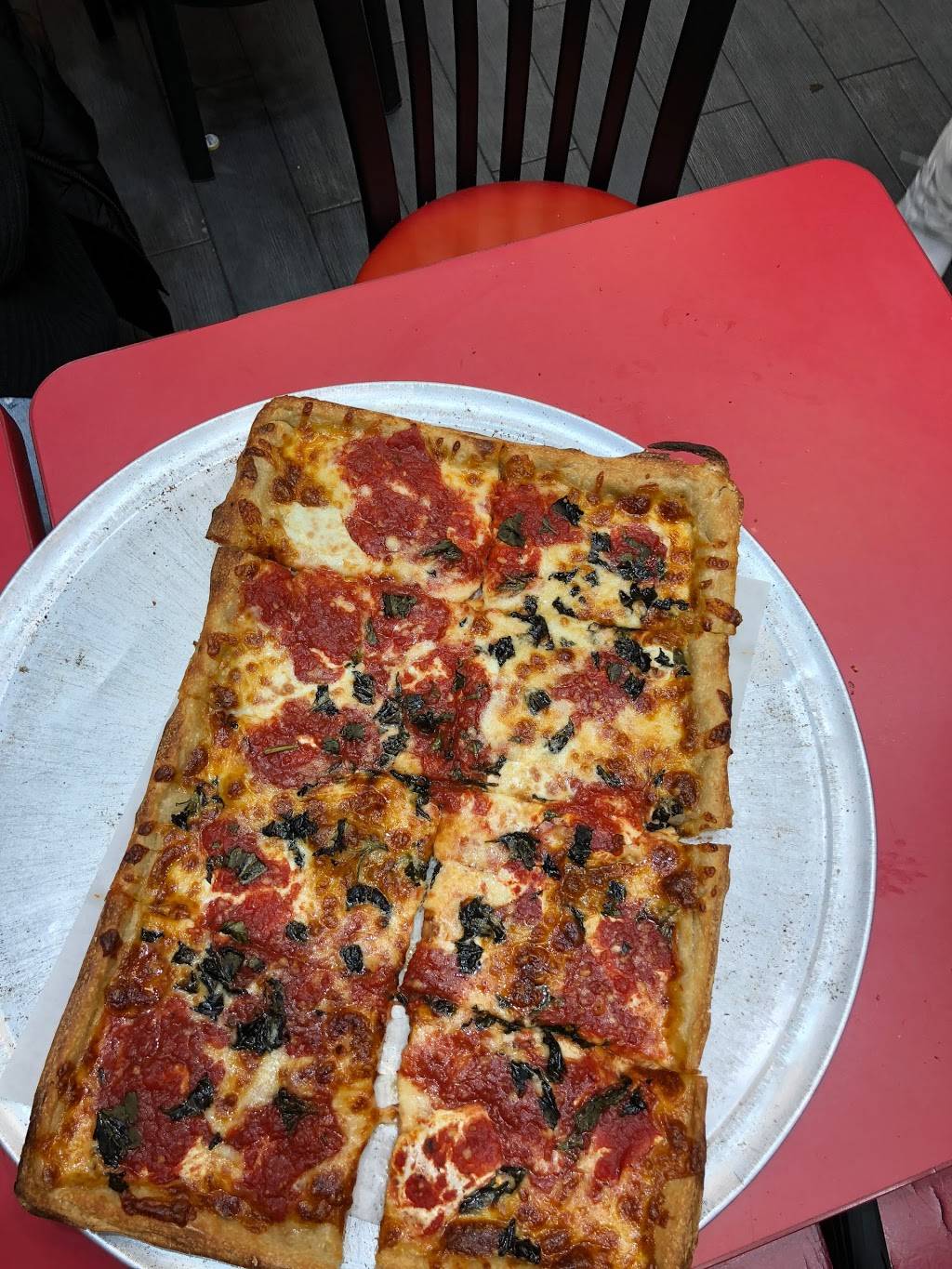 Dona Bella Pizza | restaurant | 154 Church St, New York, NY 10007, USA | 2123741130 OR +1 212-374-1130