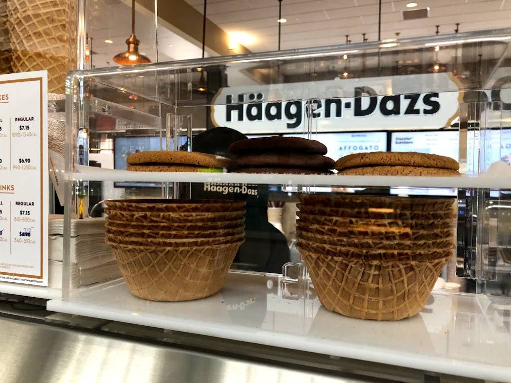 Häagen-Dazs® Ice Cream Shop | restaurant | 498 Red Apple Ct, Central Valley, NY 10917, USA | 8459282558 OR +1 845-928-2558