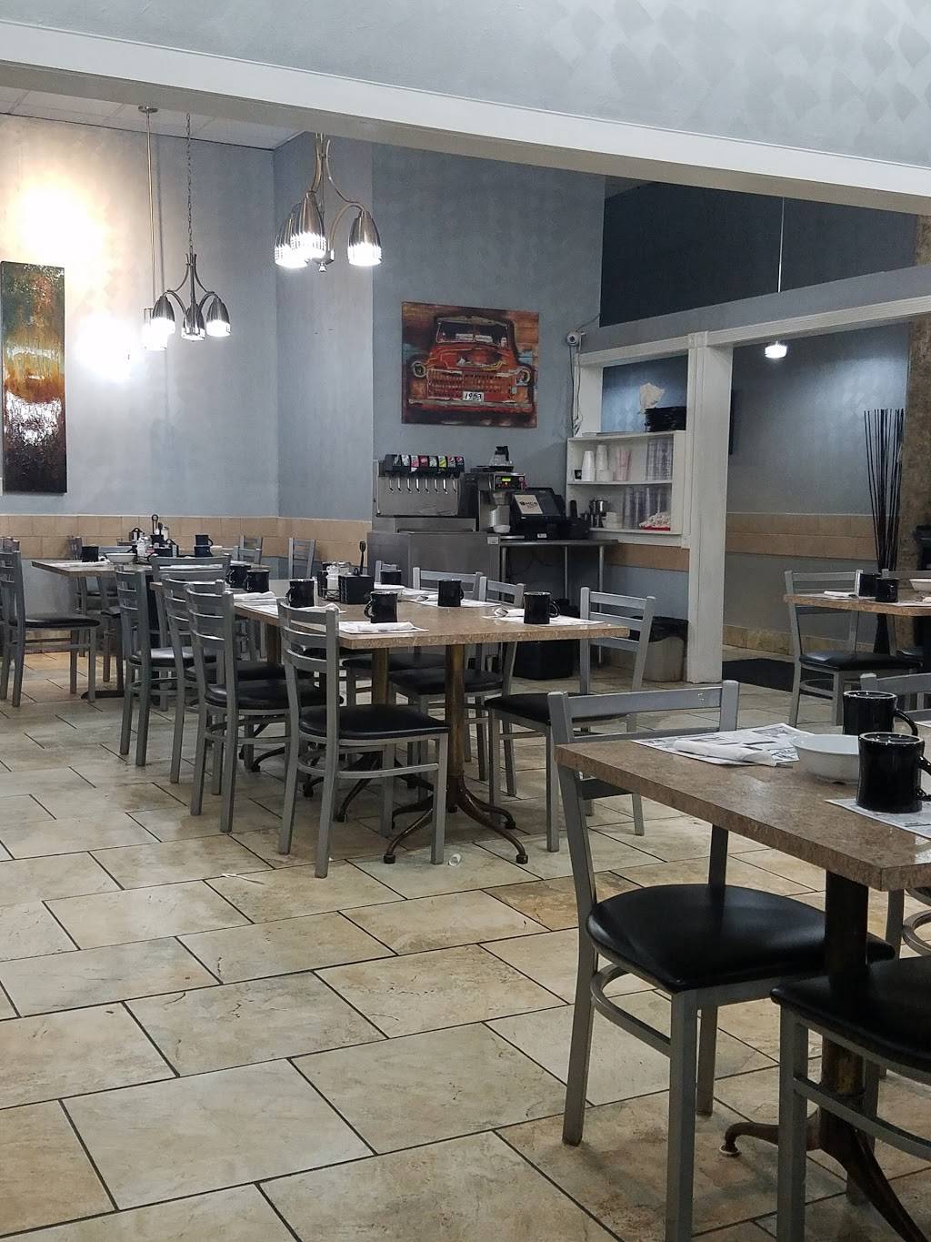 Dimitris Corner Restaurant | restaurant | 103 E Herrick Ave, Wellington, OH 44090, USA | 4406474976 OR +1 440-647-4976