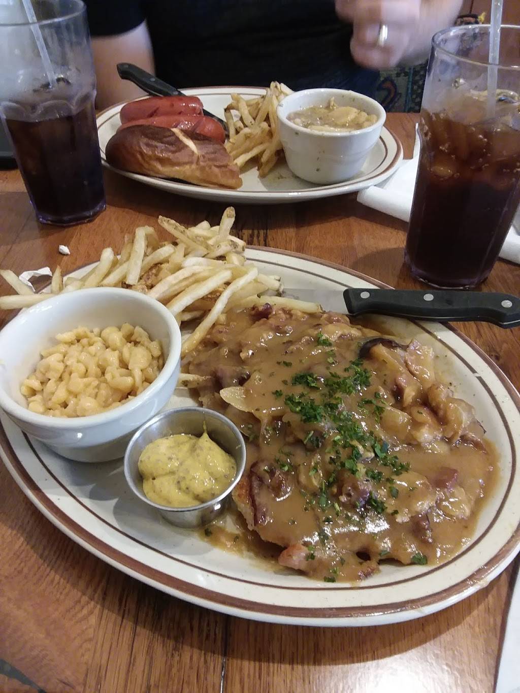 The All New Altdorf Biergarten | restaurant | 301 W Main St, Fredericksburg, TX 78624, USA | 8309977865 OR +1 830-997-7865