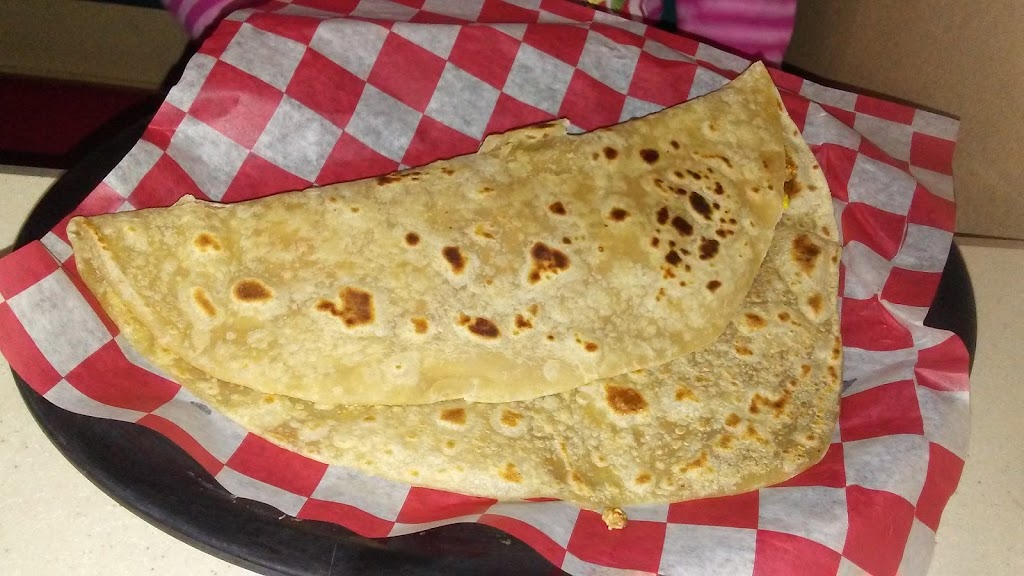 Karolinas Restaurant | restaurant | 4434 E 14th St, Brownsville, TX 78520, USA | 9565441911 OR +1 956-544-1911