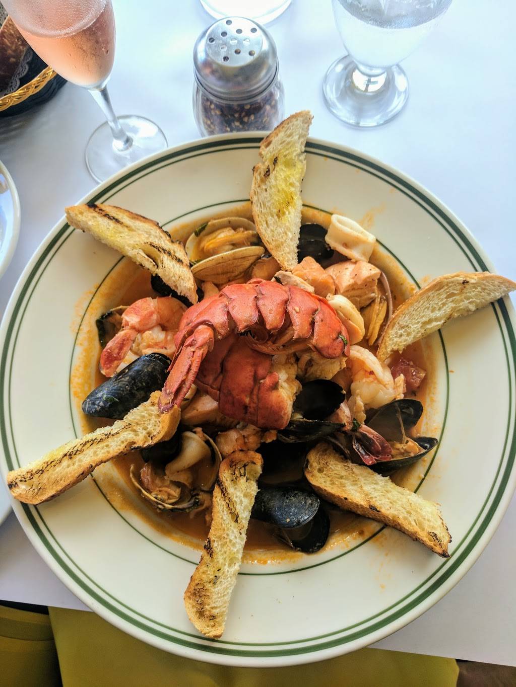 Aurora Ristorante e Pizzeria | restaurant | 300 Valley St #207, Sausalito, CA 94965, USA | 4153398930 OR +1 415-339-8930