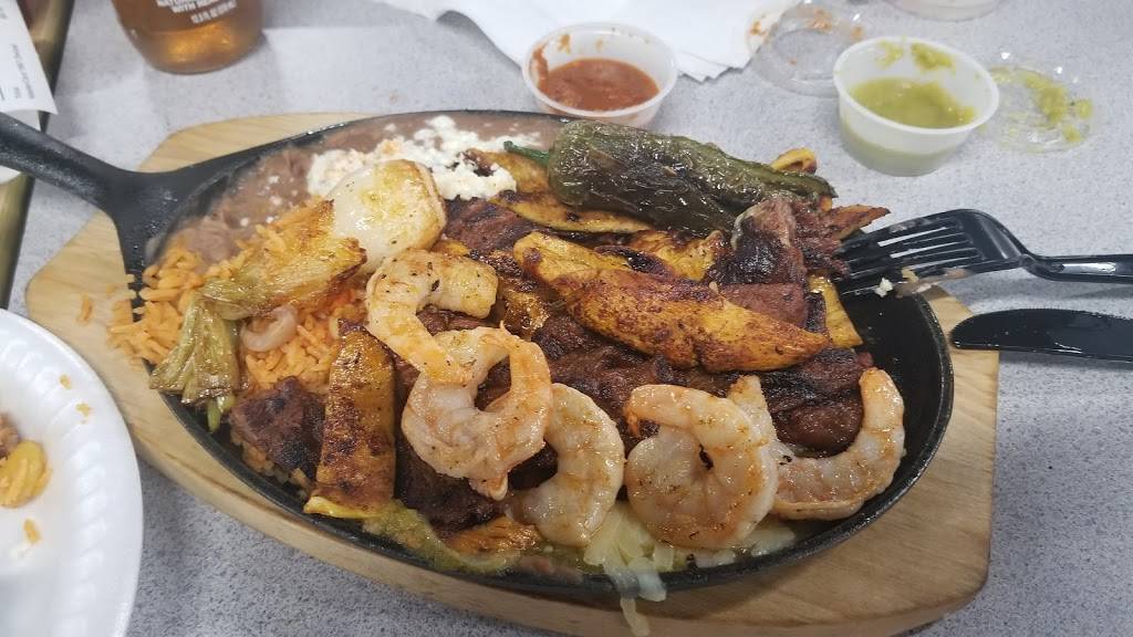 La Casa Del Tamal | restaurant | Azteca-Indoor Bazaar, 3952 W 3500 S, West Valley City, UT 84120, USA | 3852668729 OR +1 385-266-8729