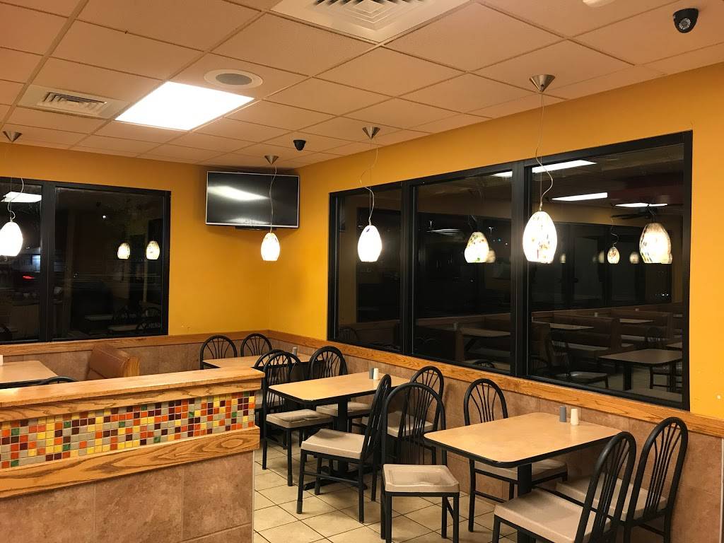 Popeyes Louisiana Kitchen | restaurant | 1845 Center Point Pkwy, Center Point, AL 35215, USA | 2056375844 OR +1 205-637-5844