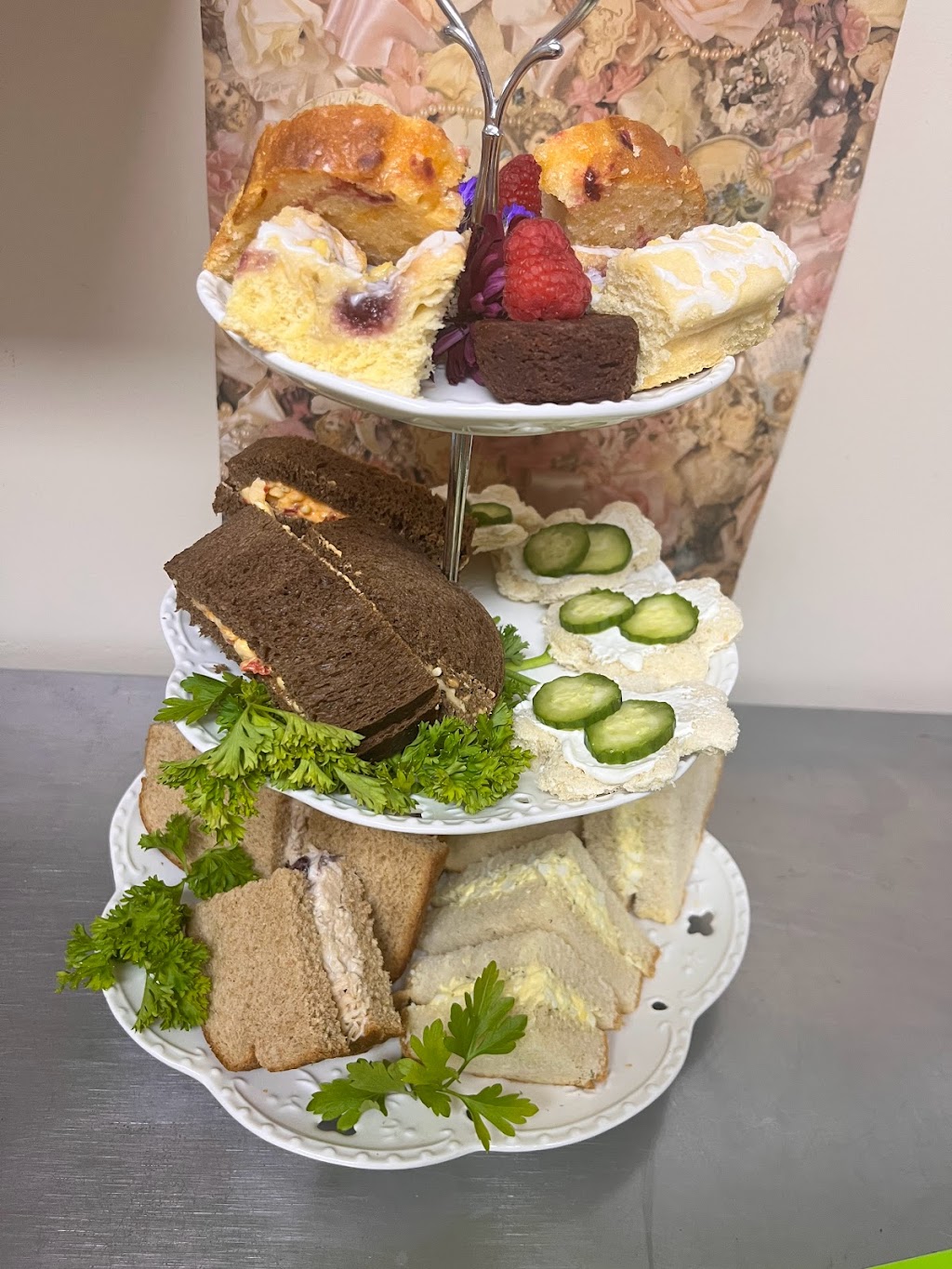 The Tea Room | restaurant | 7433 State Rd 21, Keystone Heights, FL 32656, USA | 3525358510 OR +1 352-535-8510