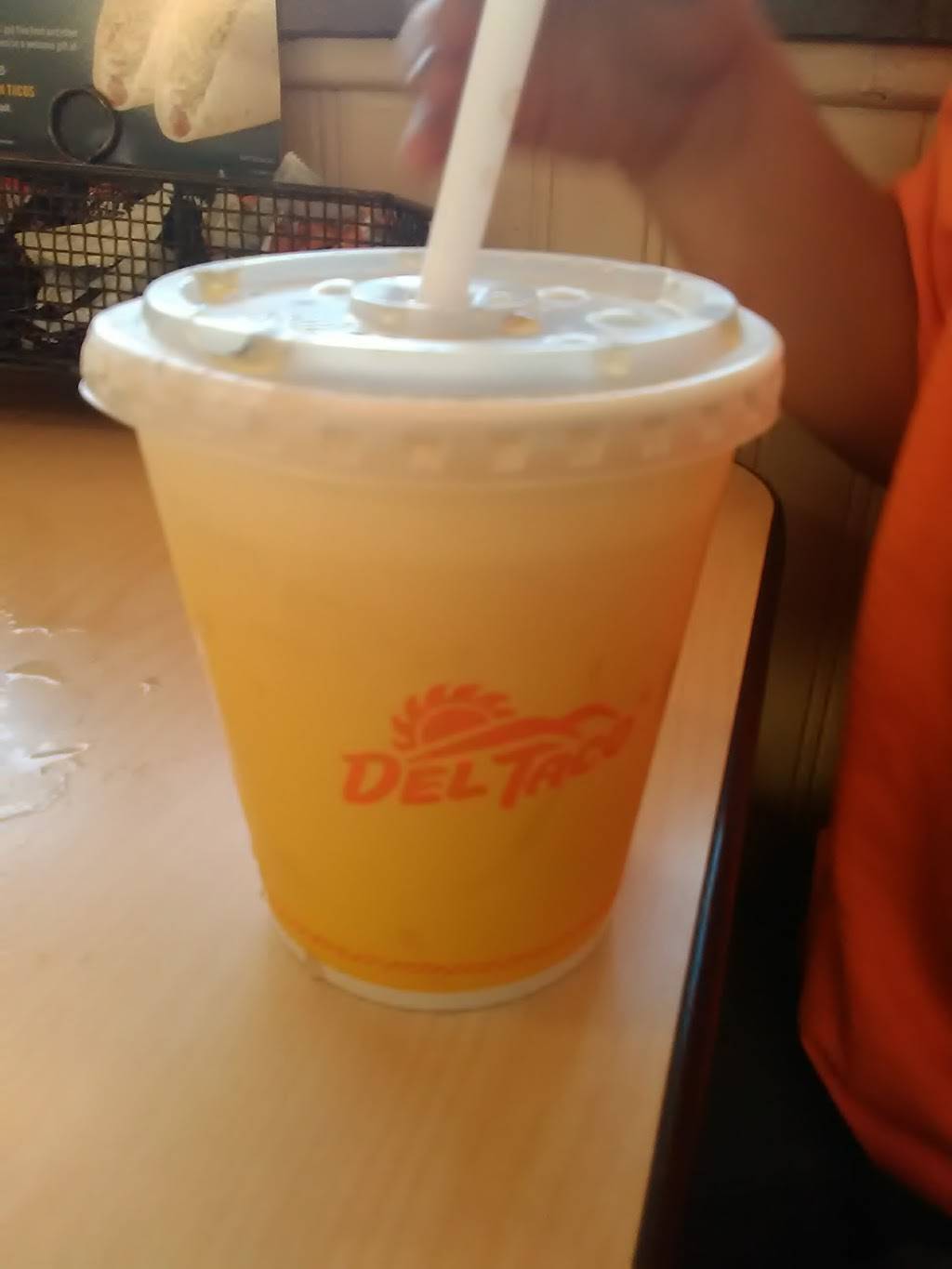 Del Taco | meal takeaway | 5290 Arlington Ave, Riverside, CA 92504, USA | 9516875397 OR +1 951-687-5397