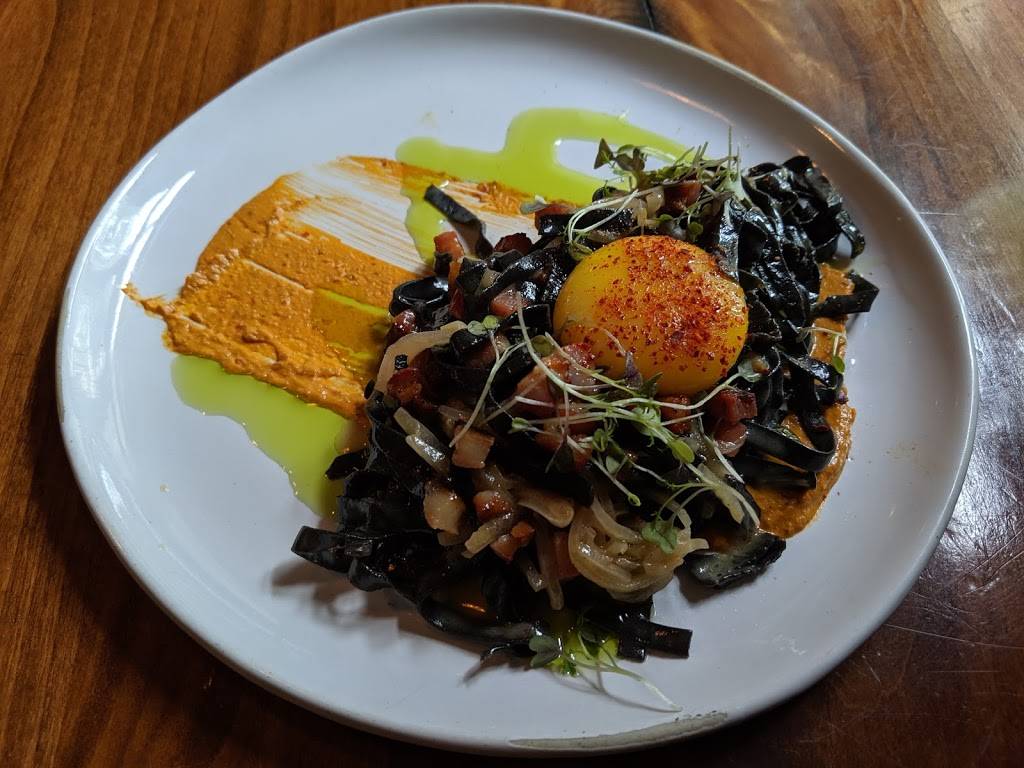 En Rama | restaurant | 1102 A St #220, Tacoma, WA 98402, USA | 2532237184 OR +1 253-223-7184