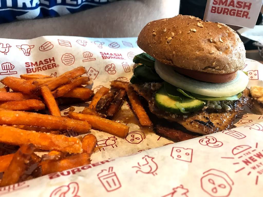 Smashburger | restaurant | 5812 Conroy Rd, Orlando, FL 32835, USA | 4074403595 OR +1 407-440-3595