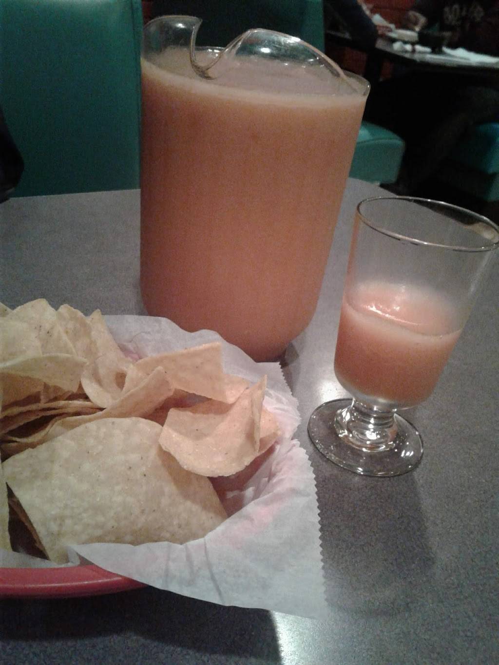 Los Dos Charros | restaurant | 406 E 22nd St, Huntingburg, IN 47542, USA | 8126835724 OR +1 812-683-5724