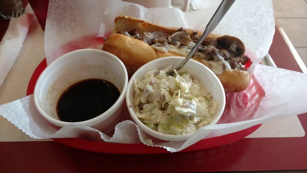 Quarter Mile Diner | restaurant | 69 Wardensville Industrial Park Rd, Wardensville, WV 26851, USA | 3048743066 OR +1 304-874-3066