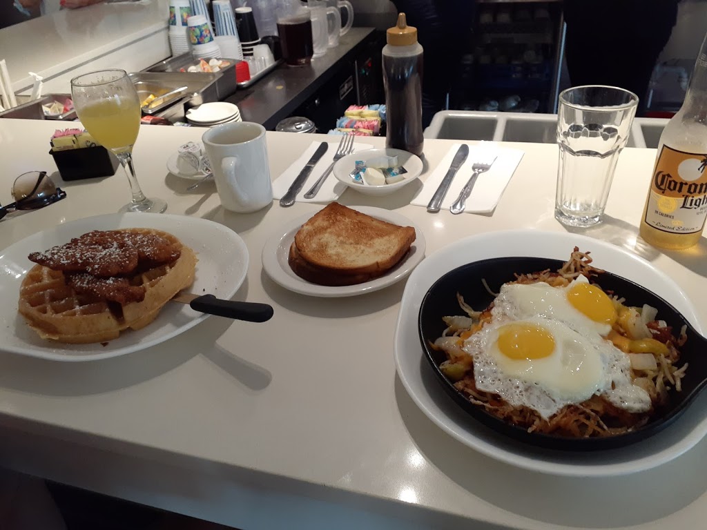 Lesters Diner | restaurant | 1924 E Atlantic Blvd, Pompano Beach, FL 33060, USA | 9547832109 OR +1 954-783-2109