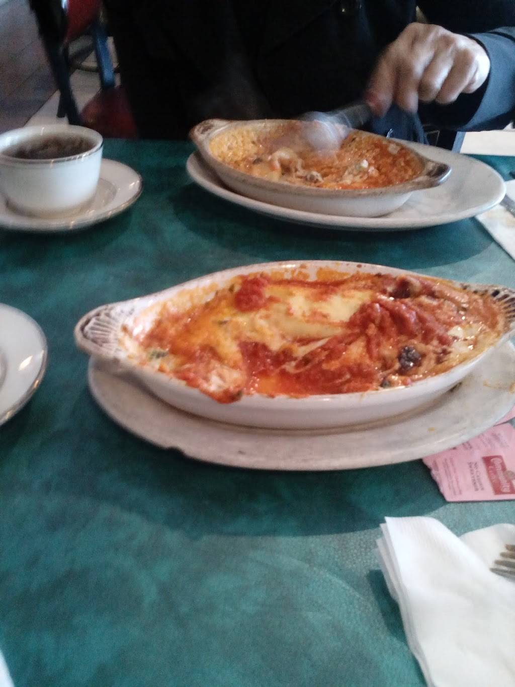 Luigis Pasta & Pizza | restaurant | 1636 W Mockingbird Ln, Dallas, TX 75235, USA | 2146349054 OR +1 214-634-9054