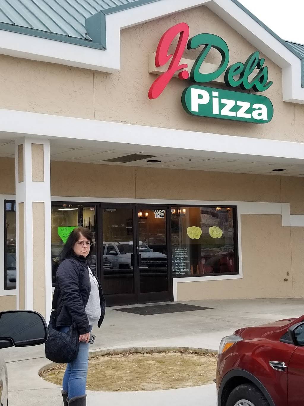 J. Dels Pizza | restaurant | 2664 Teaster Ln #104A, Pigeon Forge, TN 37863, USA | 8653663050 OR +1 865-366-3050