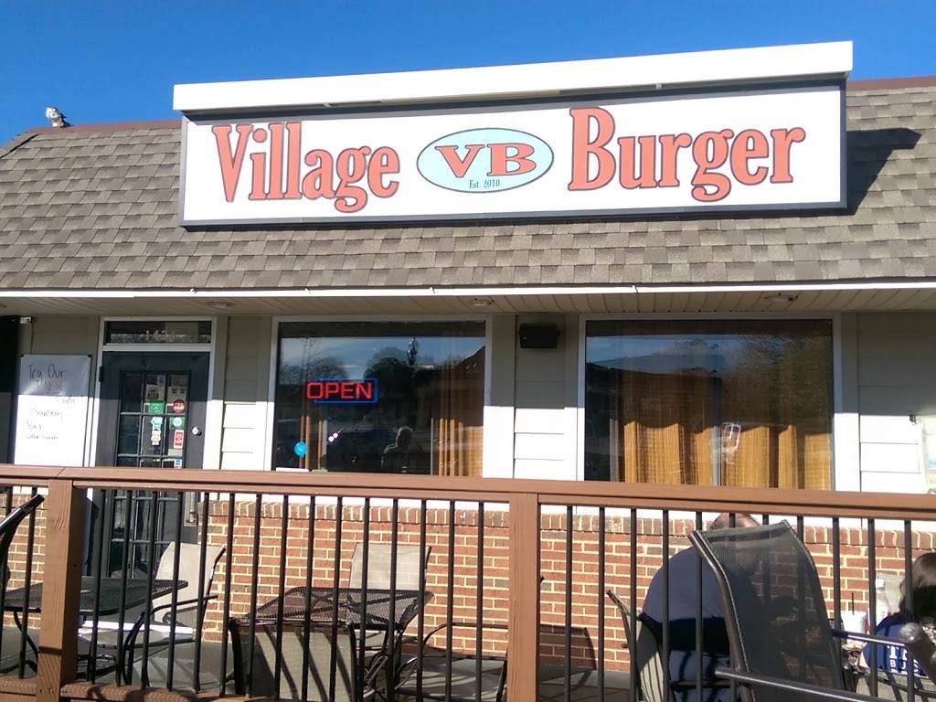 Village Burger | restaurant | 1426 Dunwoody Village Pkwy, Dunwoody, GA 30338, USA | 7705221600 OR +1 770-522-1600