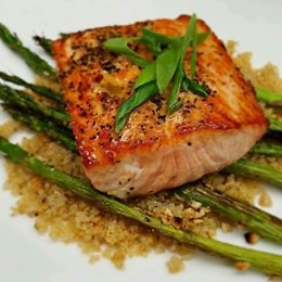 healthy helpings meal prep | restaurant | 1334 E Chapman Ave, Fullerton, CA 92831, USA | 7149814186 OR +1 714-981-4186