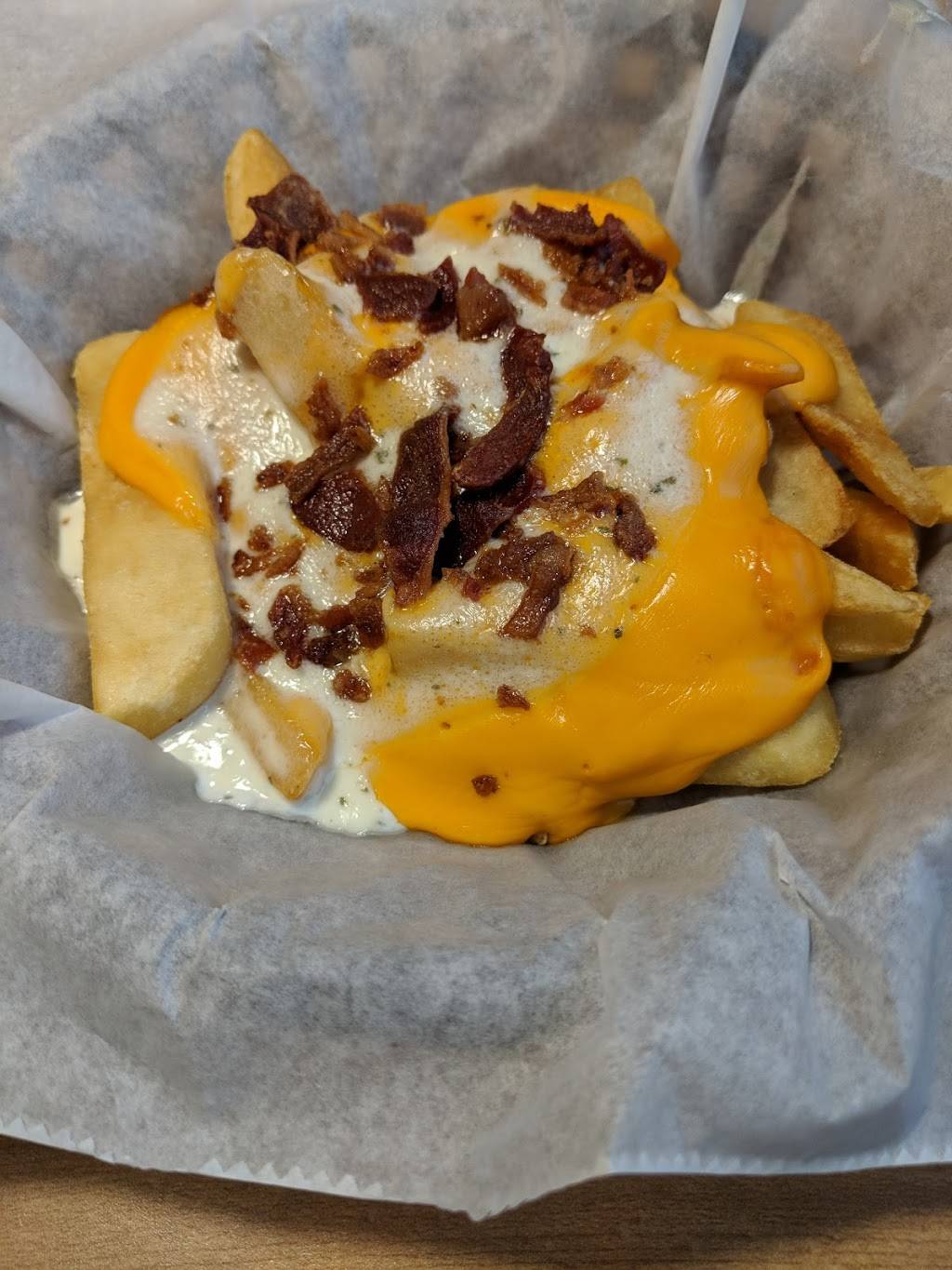 Thee New Green Street Tavern | restaurant | 37700 Green St, New Baltimore, MI 48047, USA | 5867256700 OR +1 586-725-6700