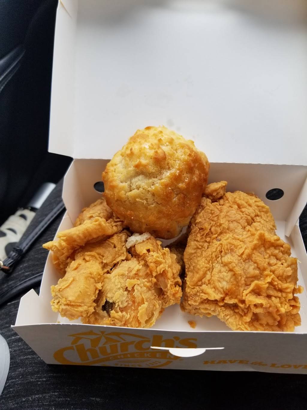 Churchs Chicken | restaurant | 5590 Northwest Expy, Warr Acres, OK 73132, USA | 4057288500 OR +1 405-728-8500