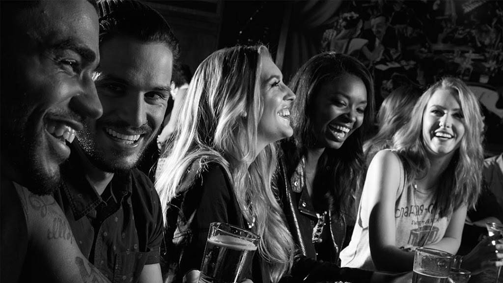 Bar Louie | night club | 935 Jefferson Rd, Rochester, NY 14623, USA | 5854173610 OR +1 585-417-3610