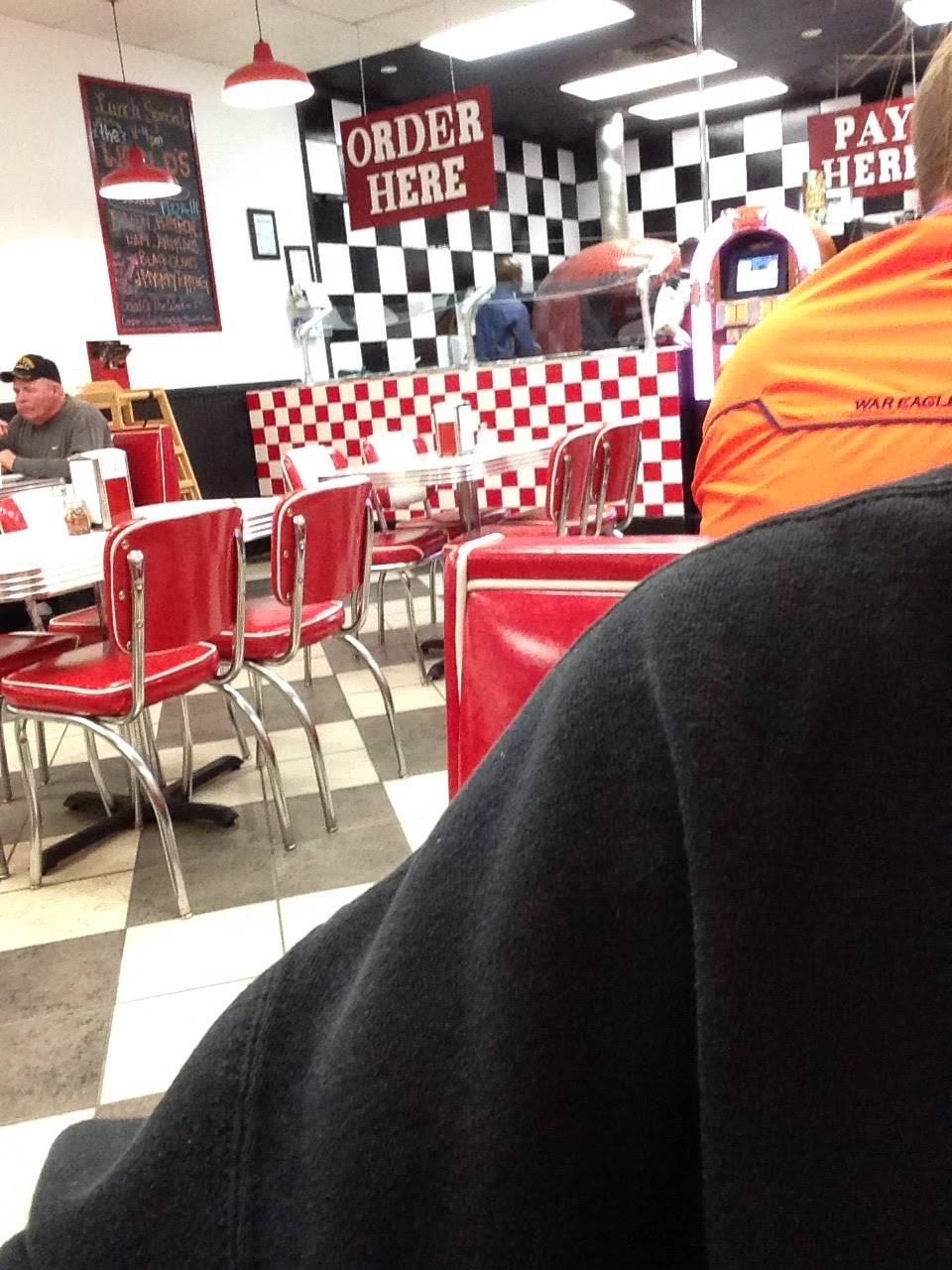 Joes World Famous Pizzeria | restaurant | 1260 US Hwy 72 E, Athens, AL 35611, USA | 2564348400 OR +1 256-434-8400